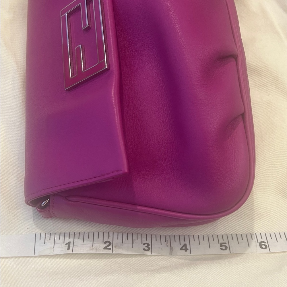 📍SOLD📍Fendi Magenta Shoulder Bag with Silver Chain Detail - Picture 13 of 14